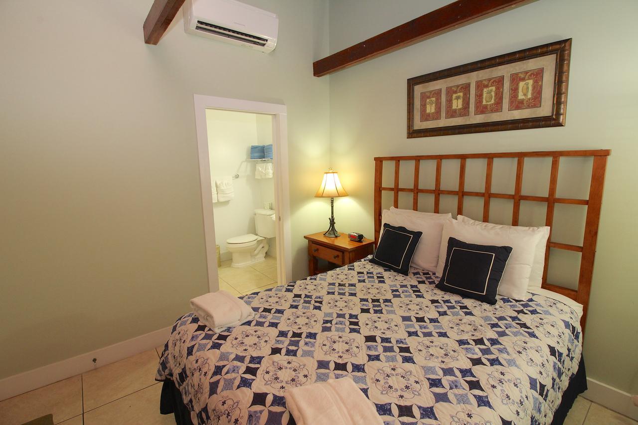 Coconut Mallory Resort And Marina Ки-Уэст Экстерьер фото